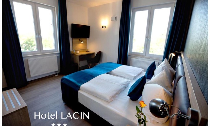 Mitte Hotel | Hotel LACIN