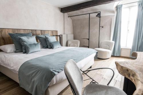 Bohon Hotel | Hotel LEA - Maison Caerdinael