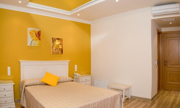 Valencina de la Concepcion Hotel | Hotel los Girasoles