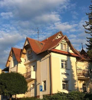 Luhacovice Casa | Hotel Lužná