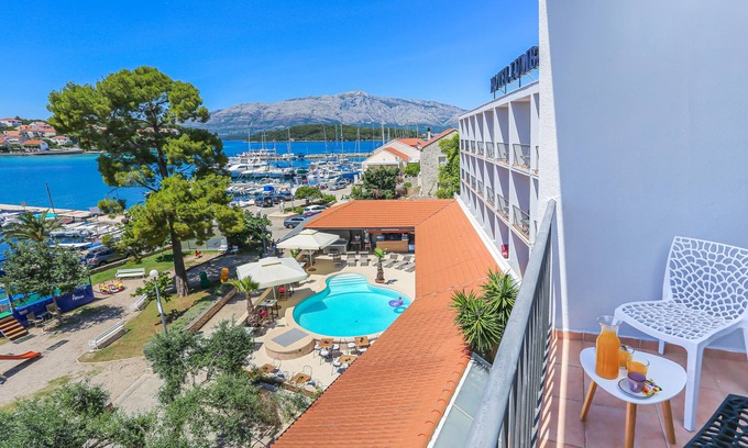 Lumbarda Hotel | Hotel Lumbarda