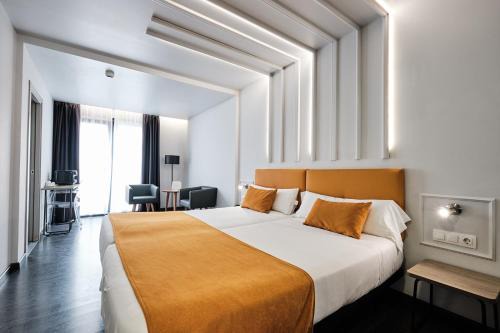 Santiago de Compostela City Centre Hotel | Hotel Lux Santiago