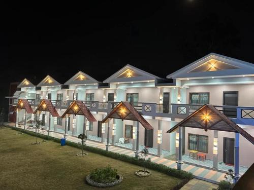 Lumbini Complejo | Hotel Manish Mansion