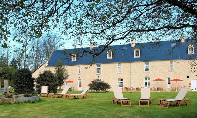 Crepon Hotel | Hotel Manoir de Mathan