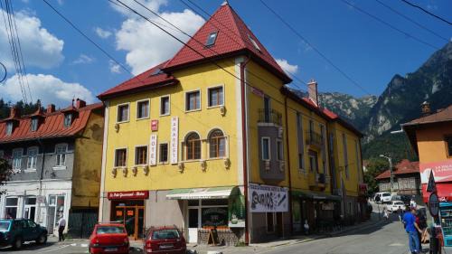 Busteni Hotel | Hotel Marasesti
