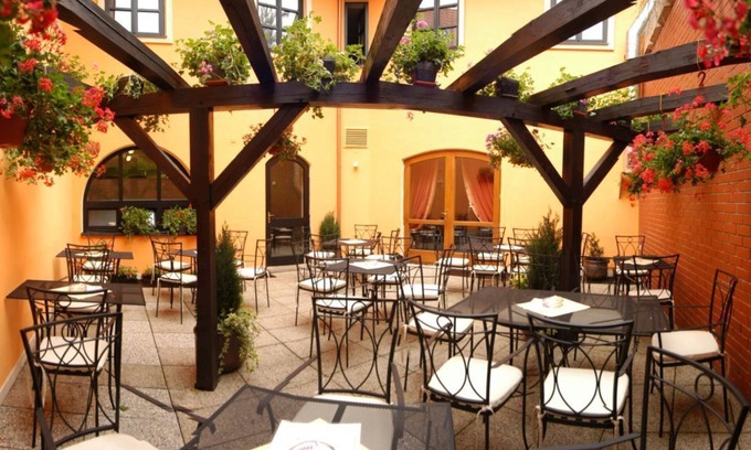 Znojmo Hotel | Hotel N