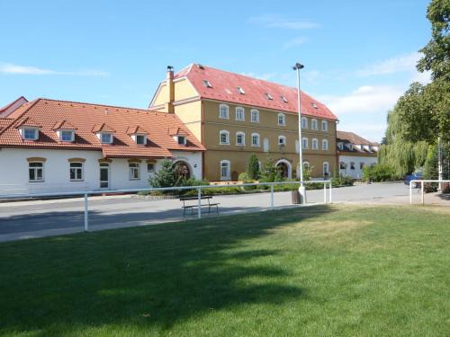 Neprevazka Hotel | Hotel Na Statku