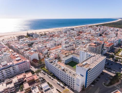 Vila Real Santo Antonio Hotel | Hotel Navegadores