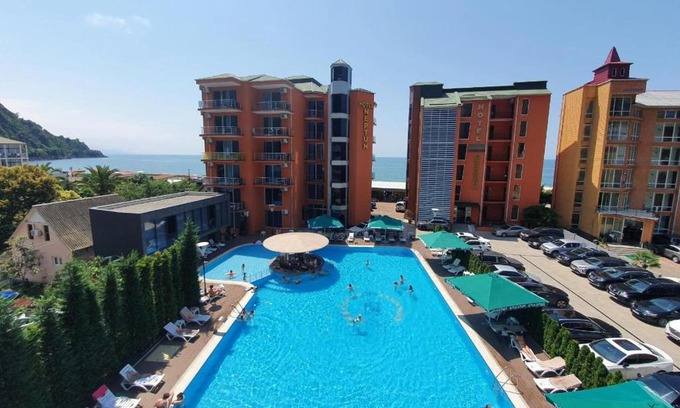 Kvariati Hotel | Hotel Neptun Kvariati