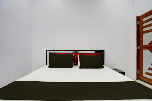 Meerut Hotel | Hotel O New Golden Moon