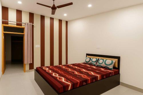 Chhata Casa | Hotel O Radhika Guest House