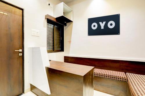 Barsi Hotel | Hotel O Yuvraj Dhage Plot Shivshakti Maidan