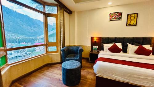 Old Manali Hotel | Hotel Ocean & Hotel Meadows Mountain View ! A Family Hotel ! Near To Mall Road