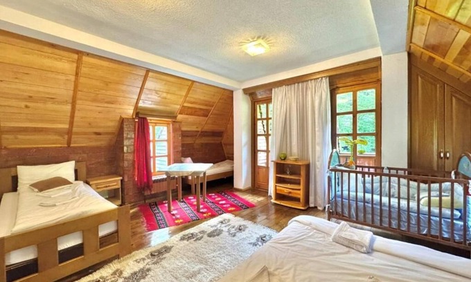 Kaludra Hotel | Hotel Oka i Po