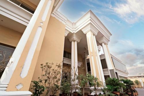 Multan Hotel | Hotel One Tariq Road Multan