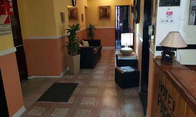 General San Martin Hotel | Hotel Paris