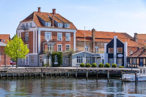 Sklskr Hotel | Hotel Postgaarden