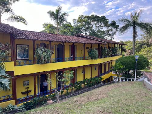 Pereira Hotel | Hotel Pueblito Cafetero