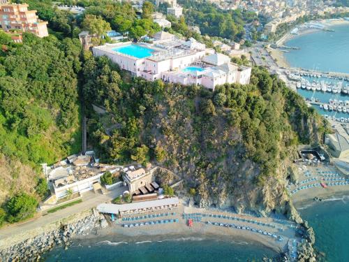 Arenzano Hotel | Hotel Punta San Martino