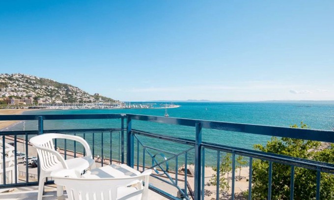 Roses Town Center Hotel | Hotel Ramblamar