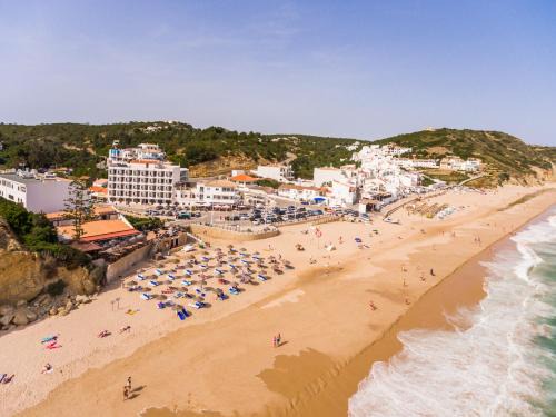 Salema Hotel | Hotel Residencial Salema