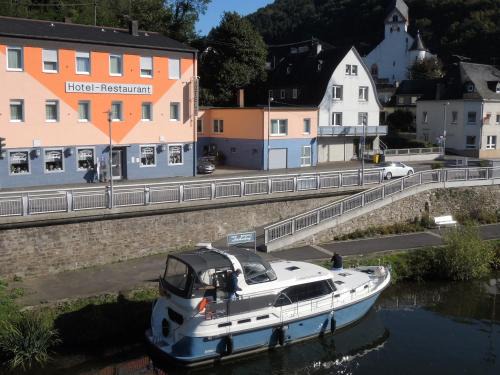 Dausenau Hotel | Hotel Restaurant LAHNHOF