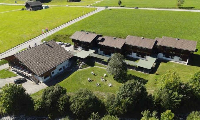 Chateau-d'Oex Hotel | Hotel Roc et Neige