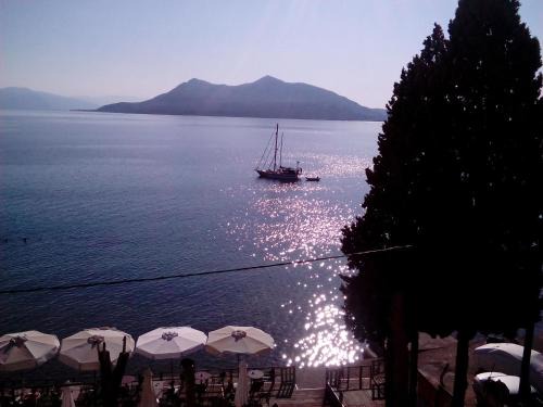 Loutra Edipsou Hotel | Hotel Romantica