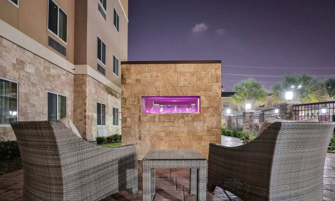 Chinatown Apartamento | Hotel Room with Kitchen and FREE parking