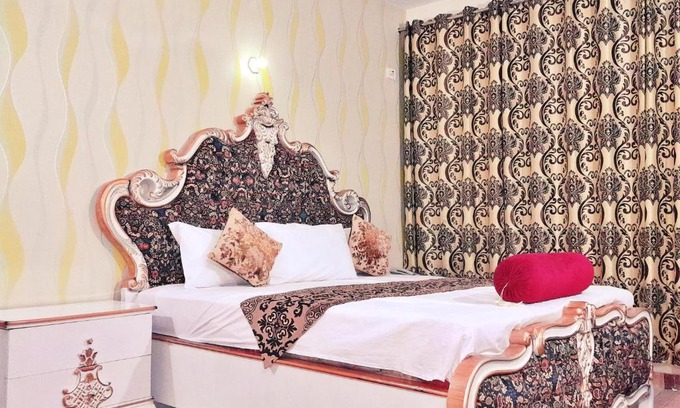 Lahore Hotel | Hotel Rose One Lahore
