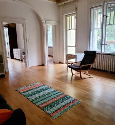 Rozsadomb Apartamento | Hotel Rose Valley
