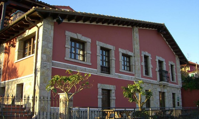 Sardalla Hotel | Hotel Rural La Curva Ribadesella