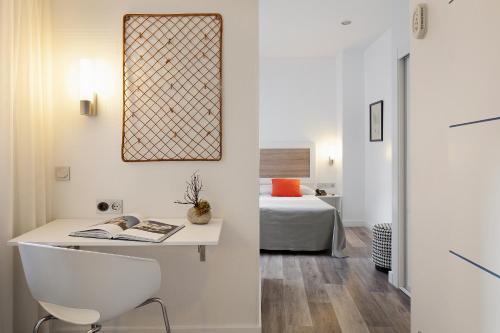 Gijon City Centre Hotel | Hotel Santa Rosa, Blue Hoteles