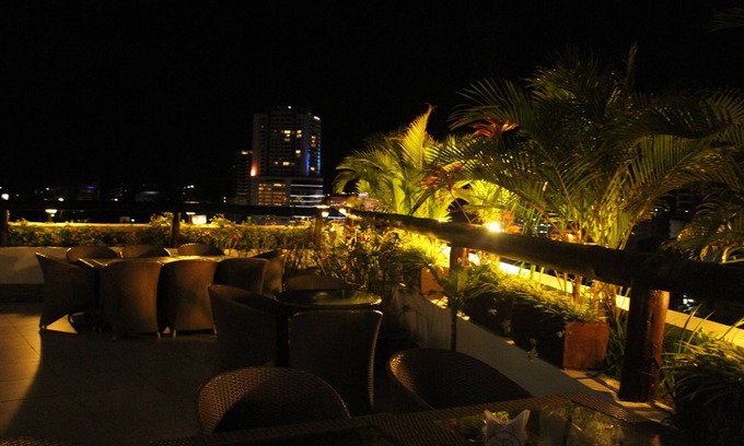 Kisutu Hotel | Hotel Sapphire