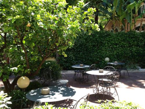 Rione XVIII Castro Pretorio Hotel | Hotel Select Garden