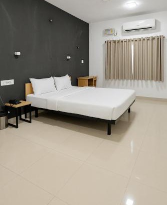 Yerawada Casa | Hotel Shanti Regency
