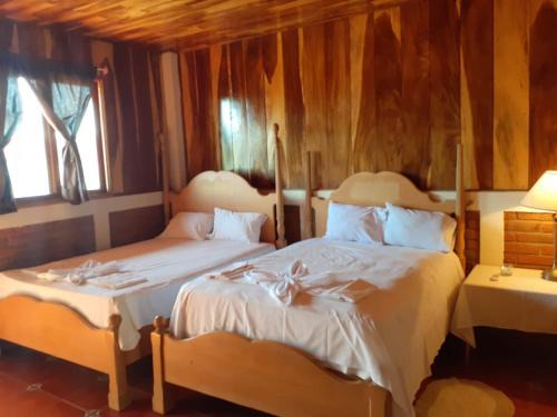 Coatepeque Hotel | Hotel Silver Lake