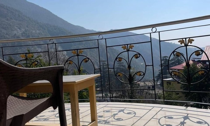 Dharamshala Hotel | Hotel Sky pie