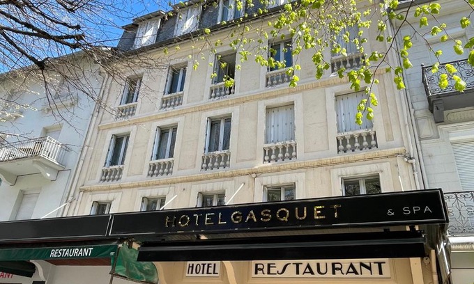 Bagneres-de-Luchon Hotel | HOTEL & SPA GASQUET