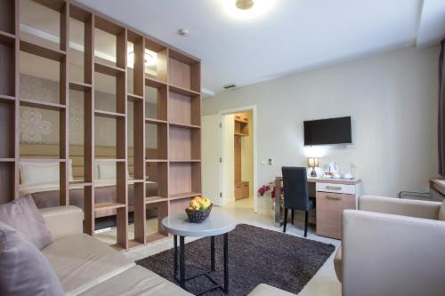 Savamala Hotel | Hotel Srbija Garden-FREE PARKING