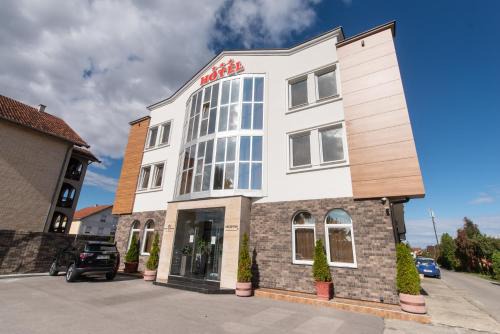 Novi Sad Hotel | Hotel Stari Krovovi