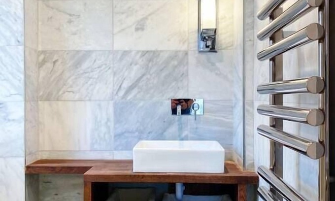 Vassall Casa | Hotel Style Studio with King Bed +Kitchen