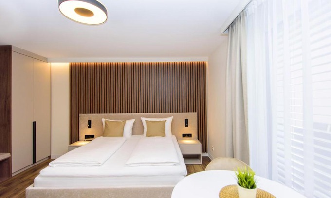 Bad Urach Apartamento | Hotel TwentyFour Living