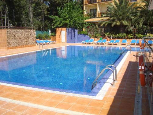 Roses Town Center Hotel | Hotel Univers