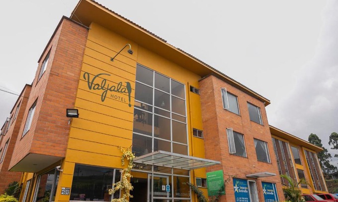 La Enea Hotel | Hotel Valjala