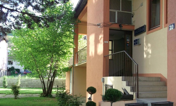 Skopje Region Cama Y Desayuno | Hotel Vila Silia