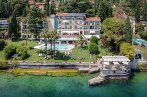Gardone Riviera Hotel | Hotel Villa Capri