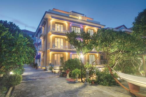 Varazze Hotel | Hotel Villa Delibera