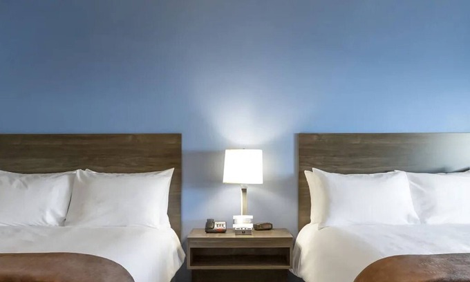 Pooler Hotel | Hotel w/ In-Room Kitchen, Free Parking, Pet-Friendly, Near Savannah Airport