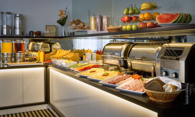 Zizkov Hotel | Hotel White Lion